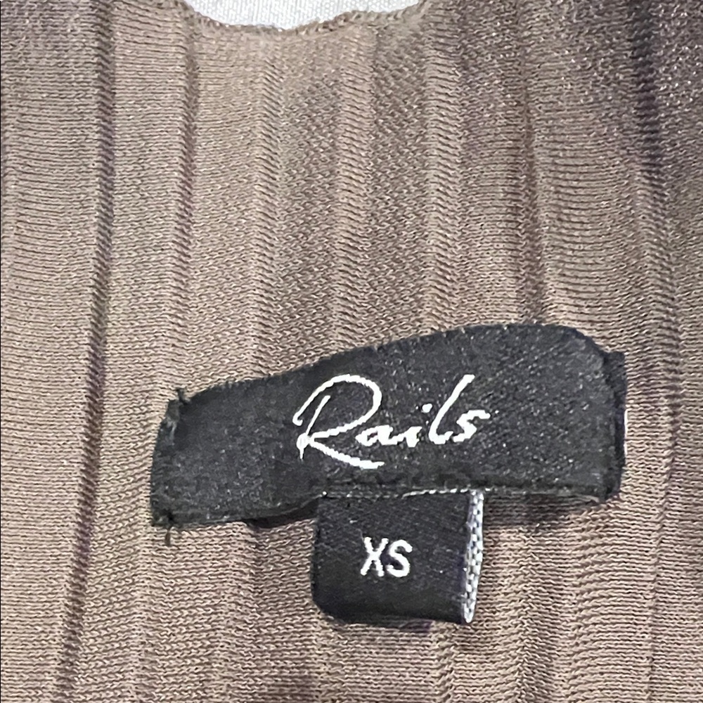 RAILS Brown Pleated Two-Piece Set size XS - Picture 7 of 8